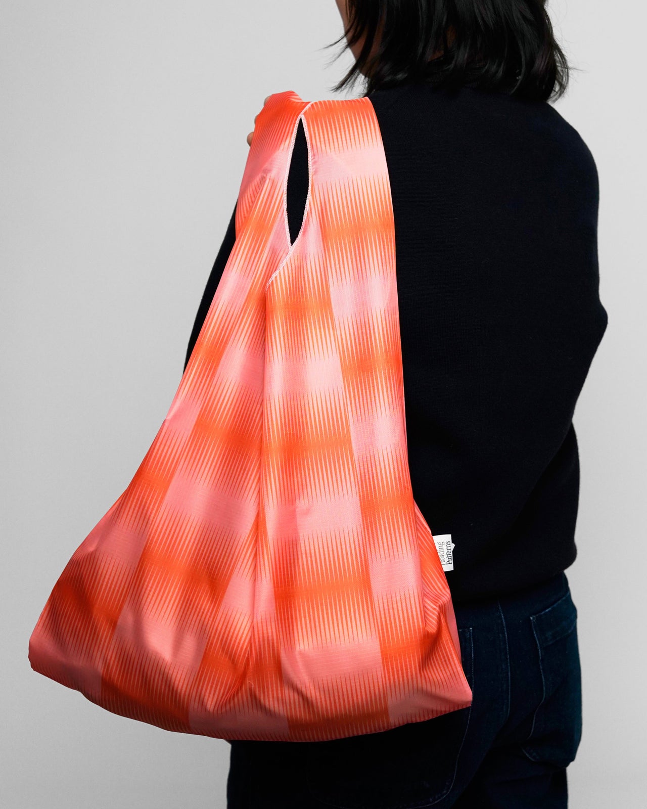 Op Art Gradient Market Tote / Persimmon